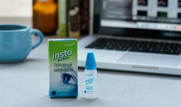 Perbedaan Insto moist dan Insto Dry eyes, bagus mana