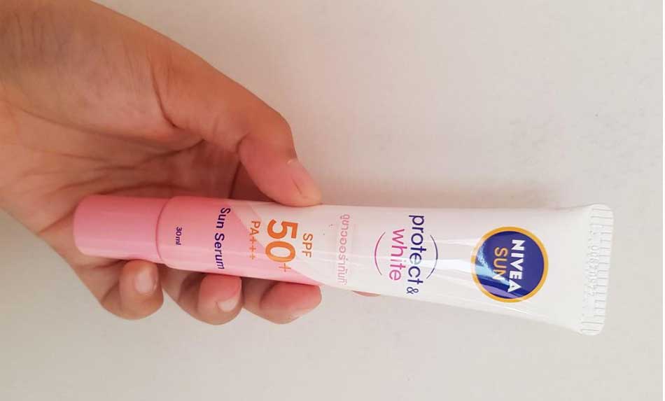 Perbedaan sunscreen nivea pink dan biru