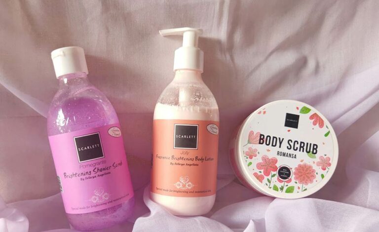 Perbedaan body scrub Scarlett Romansa dan Pomegranate